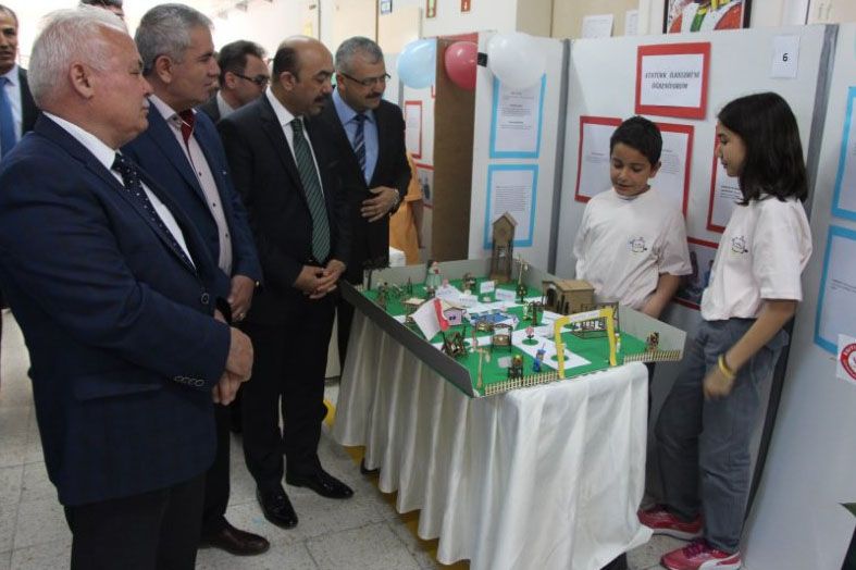 Hasandağı Ortaokulu  TÜBİTAK Bilim Fuarı açıldı