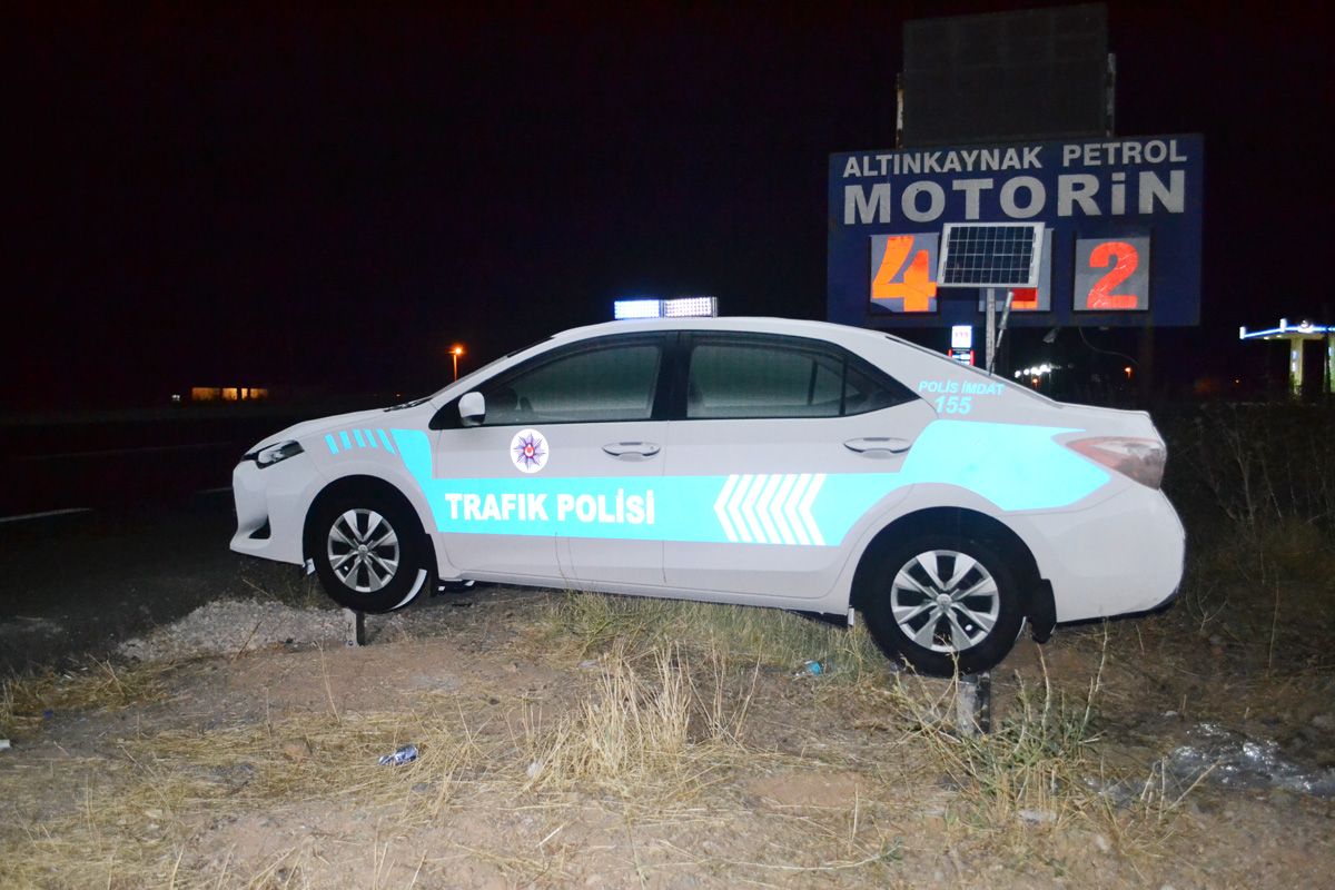 Aksaray’da maket polis araçları yollarda