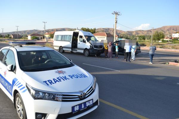 ​Aksaray’da trafik kazası: 8 yaralı