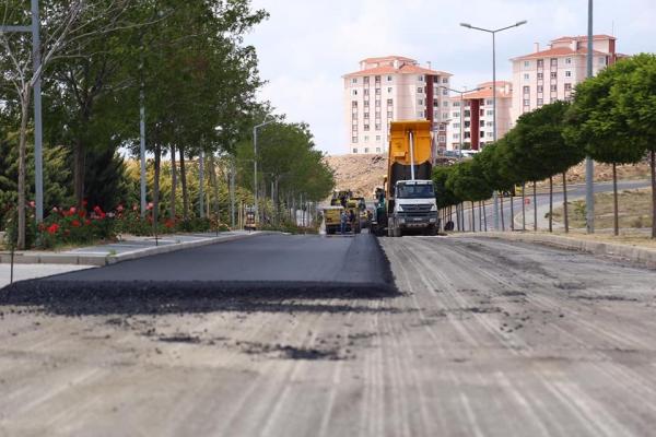 6 ayda 94 bin ton sıcak  asfalt serimi gerçekleşti