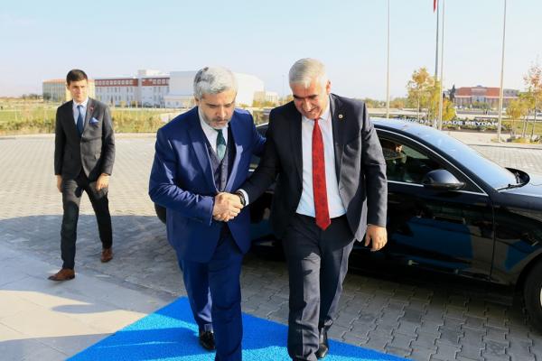 MHP Milletvekili Kaşlı, Rektör Şahin’i ziyaret etti