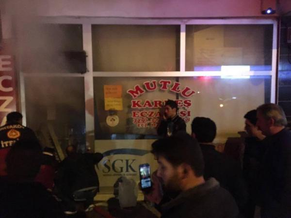 Ortaköy’de korkutan  eczane yangını