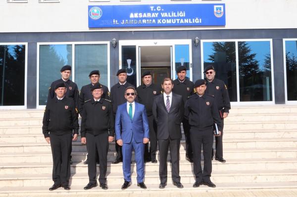 Vali Ali Mantı, Emniyet Müdürlüğü ile Jandarma Komutanlığını ziyaret etti