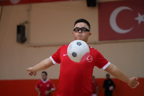Down Sendromlular Futsal Milli Takımı Dünya üçüncüsü