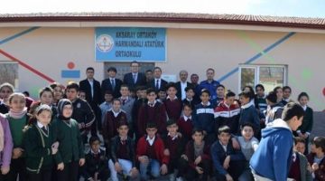 Harmandalı Atatürk Ortaokulu yenilendi