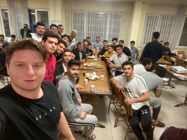 Aydoğdu’dan üniversite öğrencilerine ulaşım desteği