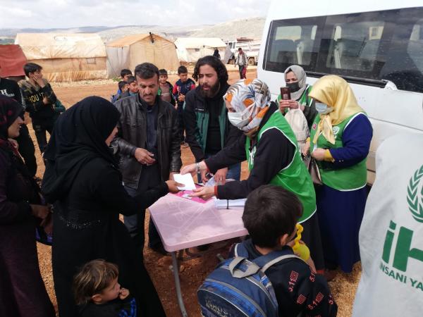 İHH Kadın Kollarından İdlib’e anlamlı ziyaret