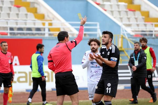 Manisaspor maçı öncesi 5 futbolcu ceza sınırında