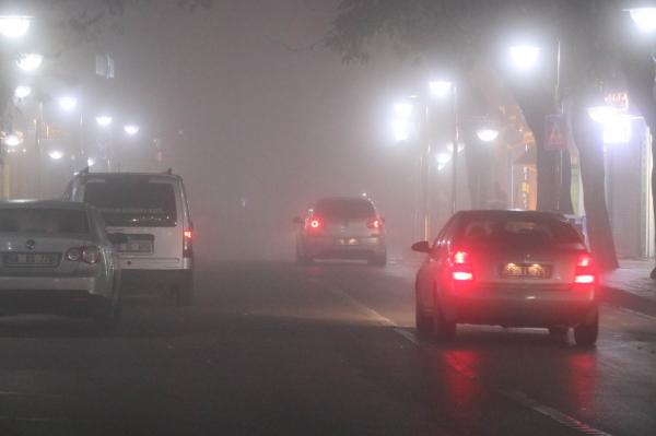 Yoğun sis trafiği  olumsuz etkiliyor