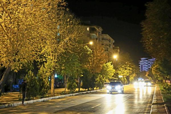 Sokakların aydınlatma sistemi yenilendi