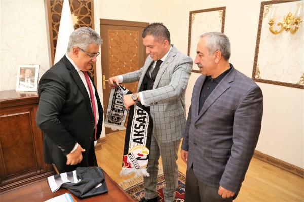 ​Aksaray Belediye Spor Kulübü yöneticilerinden Vali Pekmez’e ziyaret