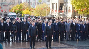 Aksaray’da 10 Kasım Atatürk’ü Anma programı düzenlendi