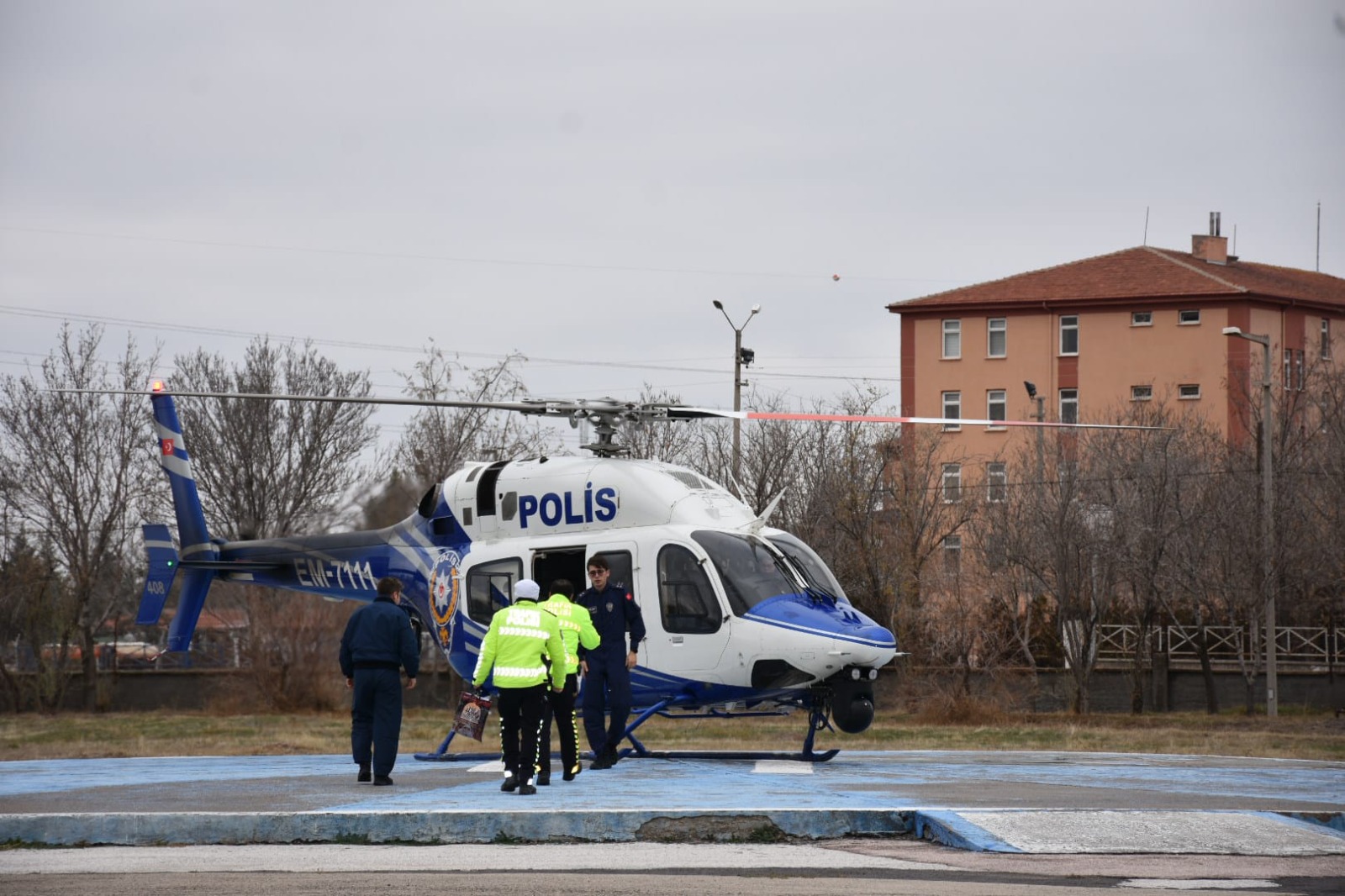 27 sürücü helikopter denetimine takıldı