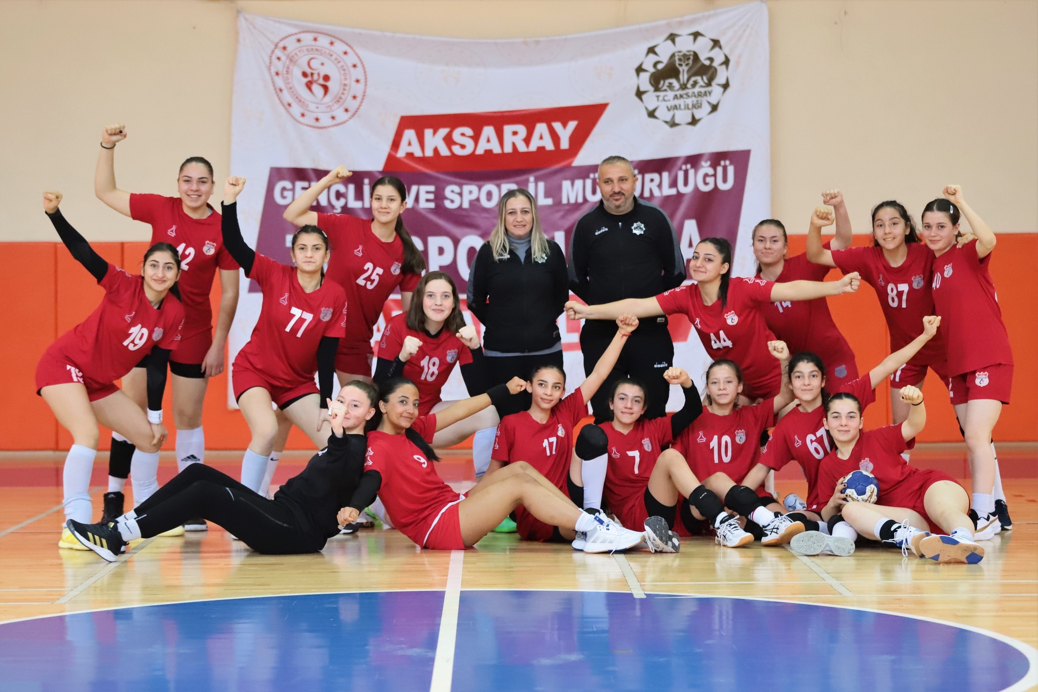 Hentbol takımımız ‘Türkiye Şampiyonası’na gidiyor