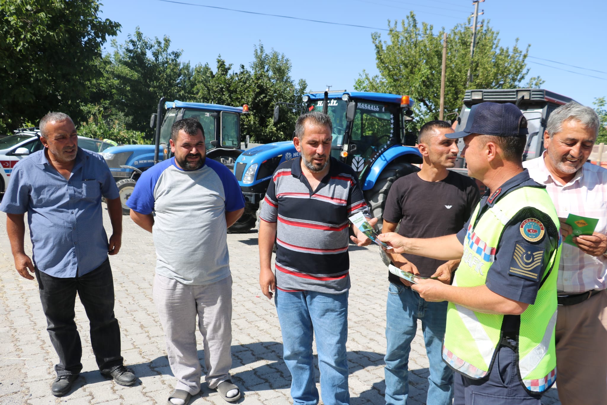 Aksaray Jandarma: ‘Reflektör Tak, Görünür Ol’