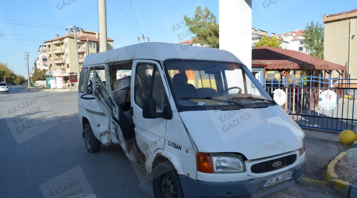 Aksaray’da minibüsler çarpıştı: 5 yaralı