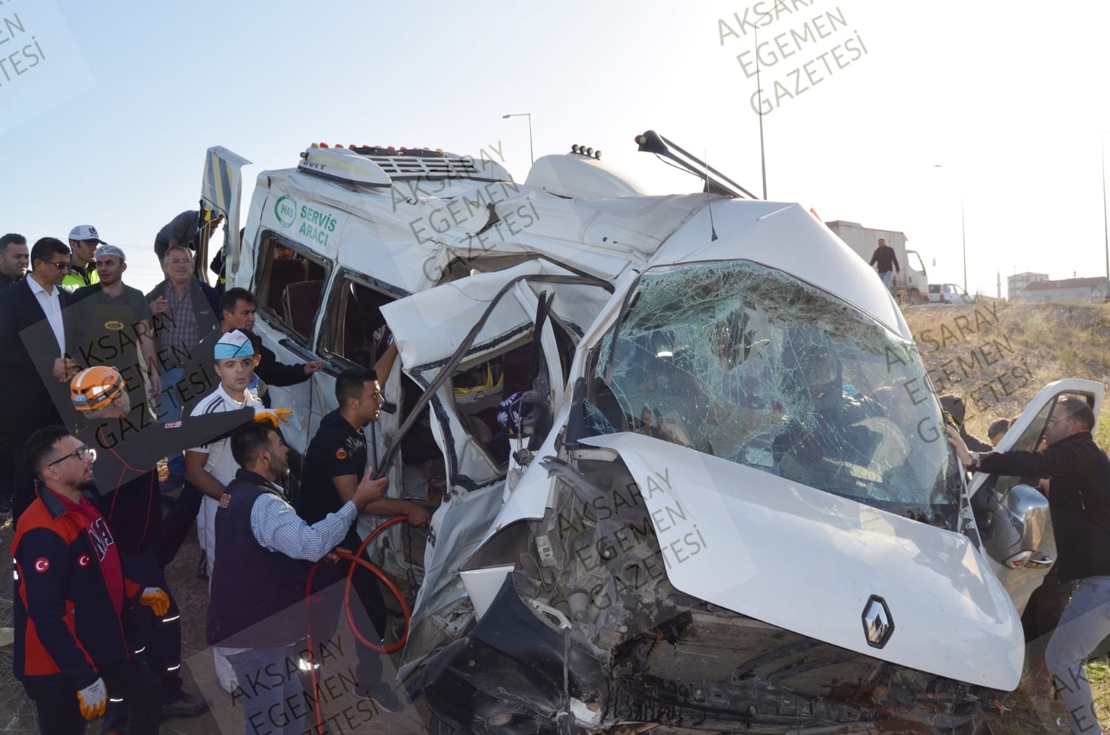Aksaray’da 2 kişinin öldüğü 19 kişinin yaralandığı kazanın detayları…