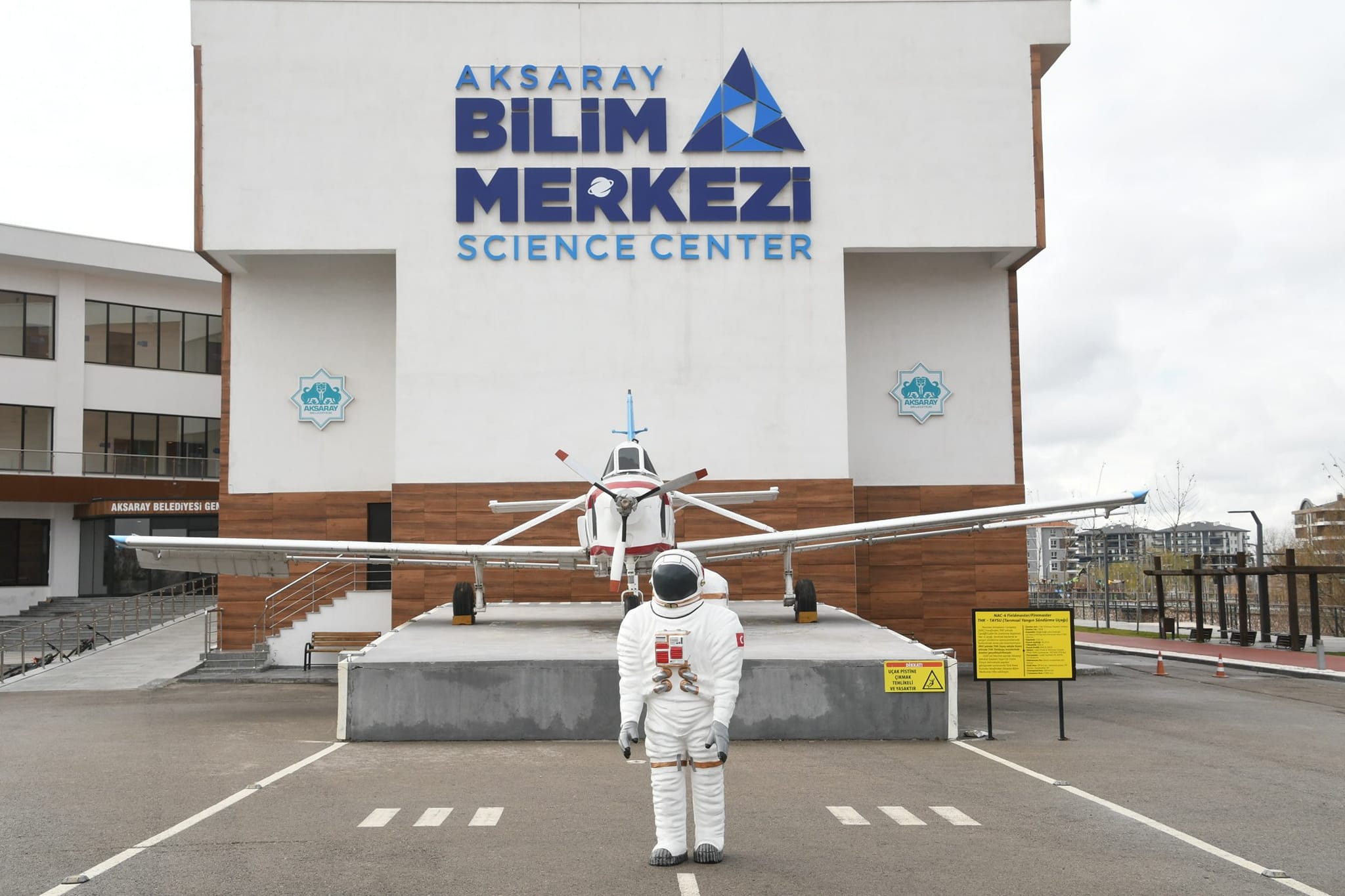 İlk uzay macerası Aksaray Bilim Merkezinde takip edildi