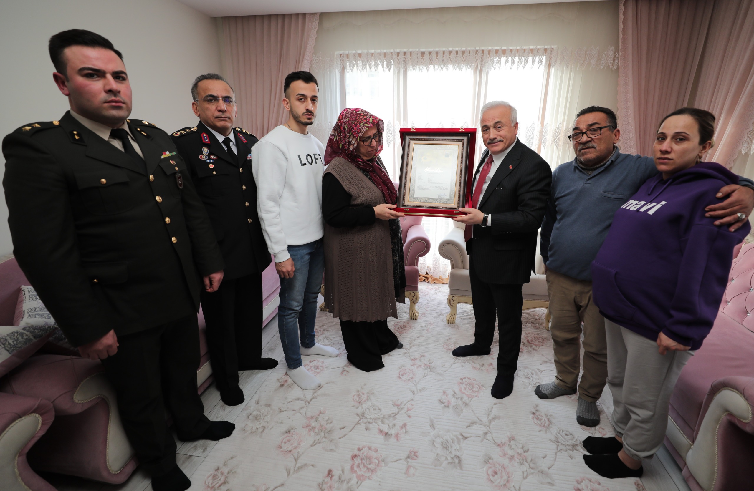 Şehit Gökhan Delen’in ailesine Şehadet belgesi takdim edildi