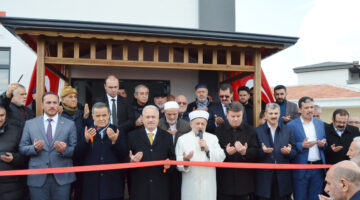 Gazze Camii dualarla açıldı